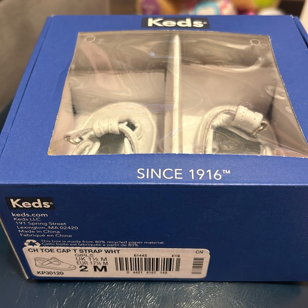 Baby girl 2m Keds